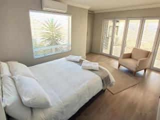 Bay View Villa - 4