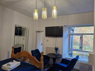 Cosy Cork Studio - cosyincork - Cork - 0
