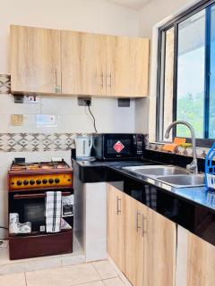 Vibrant coastal getaway - Mombassa - 1