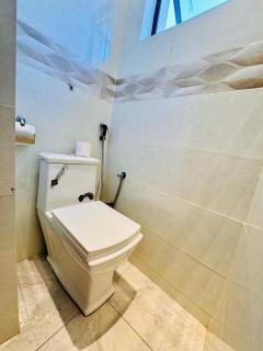 Vibrant coastal getaway - Mombassa - 2