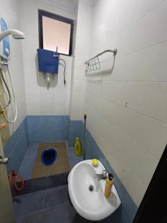 8 Rooms Budget 3 Tingkat USM Gelugor Georgetown - Gelugor - 9