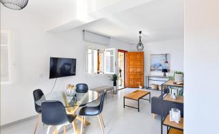 Vourkari, modern apartment overlooking the Marina of Vourkari - Ioulida - 2
