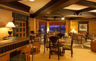 Empires Hotel - 6