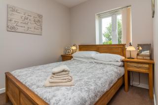 Hext Cottage - Harleys Court Holiday Cottages - 8