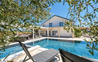 Gorgeous Home In Vrsi With Wifi - Vrsi - 0