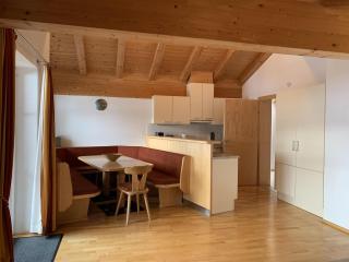 Penthouse Kurz - 8