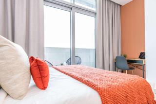 Silkhaus studio in DIFC with Burj Khalifa view, pool & gym - Dubai - 2