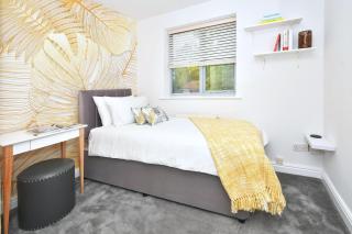 Townhouse @ Aboyne Close Birmingham - Birmingham - 1