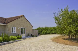 Hext Cottage - Harleys Court Holiday Cottages - 5