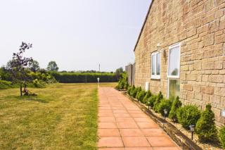 Hext Cottage - Harleys Court Holiday Cottages - 3