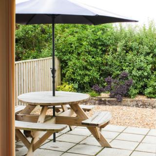 Hext Cottage - Harleys Court Holiday Cottages - 1