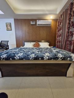 Elegant Hill View Studio - Dehradun - 7