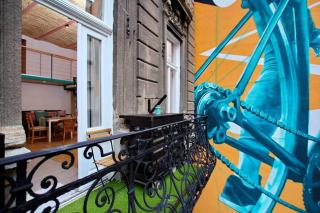 Canga Downtown Studio for 6ppl, balcony, projector - Budapest - 7