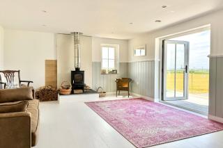 Family Coastal Retreat Sleeps 15 Hot Tub & Sea Views - 5
