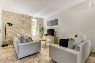 Grande villa de charme proche de la mer - 9