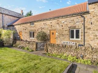 Stunning Barn with Hot Tub on a Secluded Farm - Eckington - 0