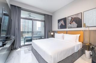 VOGUE MAG318 Downtown Dubai - Pool View and walkable to Burj Khalifa and The Dubai Mall - 4