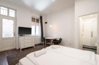 Z32 - Central & Chic - Stylish Stay by BQA - Budapest - 4