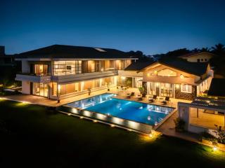 StayVista at Solaris with Pool, Lawn & BBQ - 0
