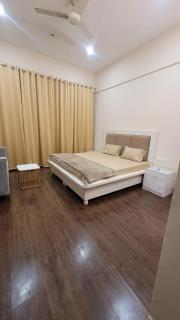 Love life Suites Perfect location - Zirakpur - 0