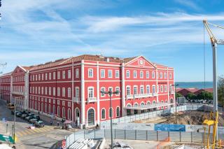 Very Sunny apartment with large balcony 3rd floor - Lissabon - 4