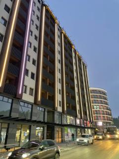 S Balkan Square - Zlatibor - 0