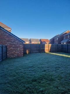 Cosy Room - Tyldesley - 9