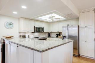 Compass Point 221 - 4