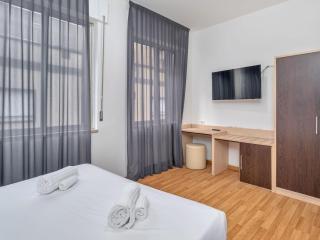 B&B HOTEL Milano Ornato - Milão - 1