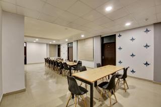 Townhouse Saket Residency Near Saket Metro - 9