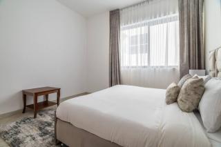 Modern 1 Bedroom Oasis in the Heart of JVC - Dubai - 2