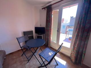 3FAN4-Charmant appartement-Vue sur la mer et clocher de Collioure - 7