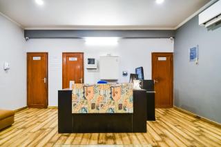Collection O Hotel Urban Stays - 6