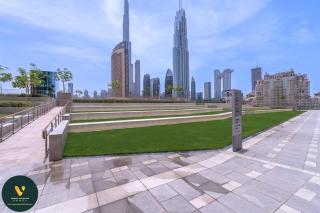 DOWNTOWN VIEWS II - VOGUE Two Bedroom Apartment with Balcony and Full Burj Khalifa View, Conveniently Located Opposite Dubai Mall Skybridge - Dubaï - 8