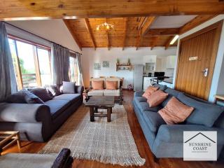 PA Sands Beach House Kowie River 9 Sleeper Pool - Port Alfred - 0