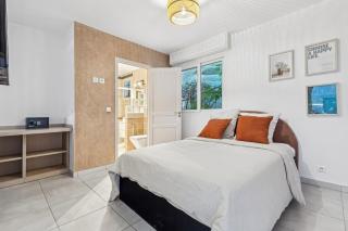 Bay of Angels by ecoflats - 2