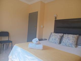 Cozy 2-Bedroom Retreat in Hartbeespoort - Hartbeespoort - 8