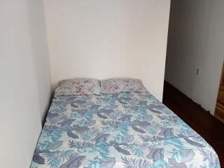 Casa cozy 18 min walk to the downtown beach - 2