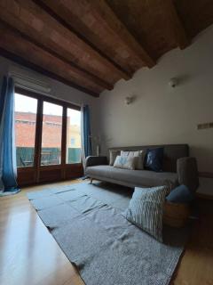 Flat with 2 rooms and private terrace min 32 days - 9