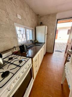 Hermosa Casa en el Centro, con Cochera - Villa Carlos Paz - 1