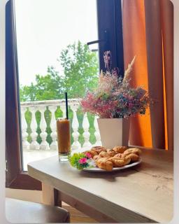 Hotel Traveler - Kutaisi - 0