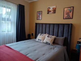 Oakway Guest Suite 2 Beds 1Bath Aircon Kitchen Private - 2