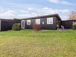 Holiday Home Blomma - 800m from the sea by Interhome - 0