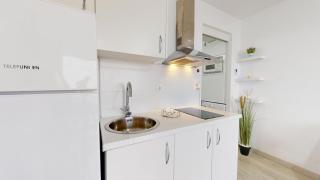Studio 30M2 ,vue sur mer et piscine, commerce - Roses - 3