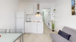 Studio 30M2 ,vue sur mer et piscine, commerce - Roses - 2
