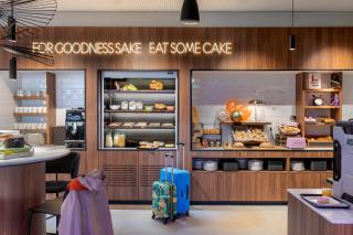 Moxy Antwerp - 1