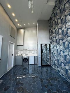 Luxe studio apartment with jacuzzi - Tbilisi - 4