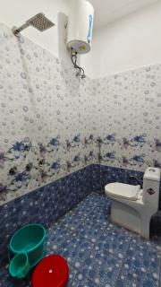 Shree Radhe Krishna Homestay - Ayodhya - 1