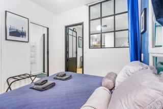 C Cozy Batignolles Apt, Metro Right at Your Doorstep - 9