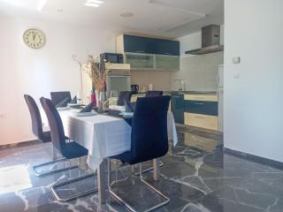 Holiday Home Sunny by Interhome - Jurdani - 8